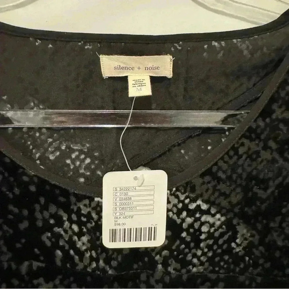 SILENCE + NOISE Velvet Black Dress - Picture 6 of 7